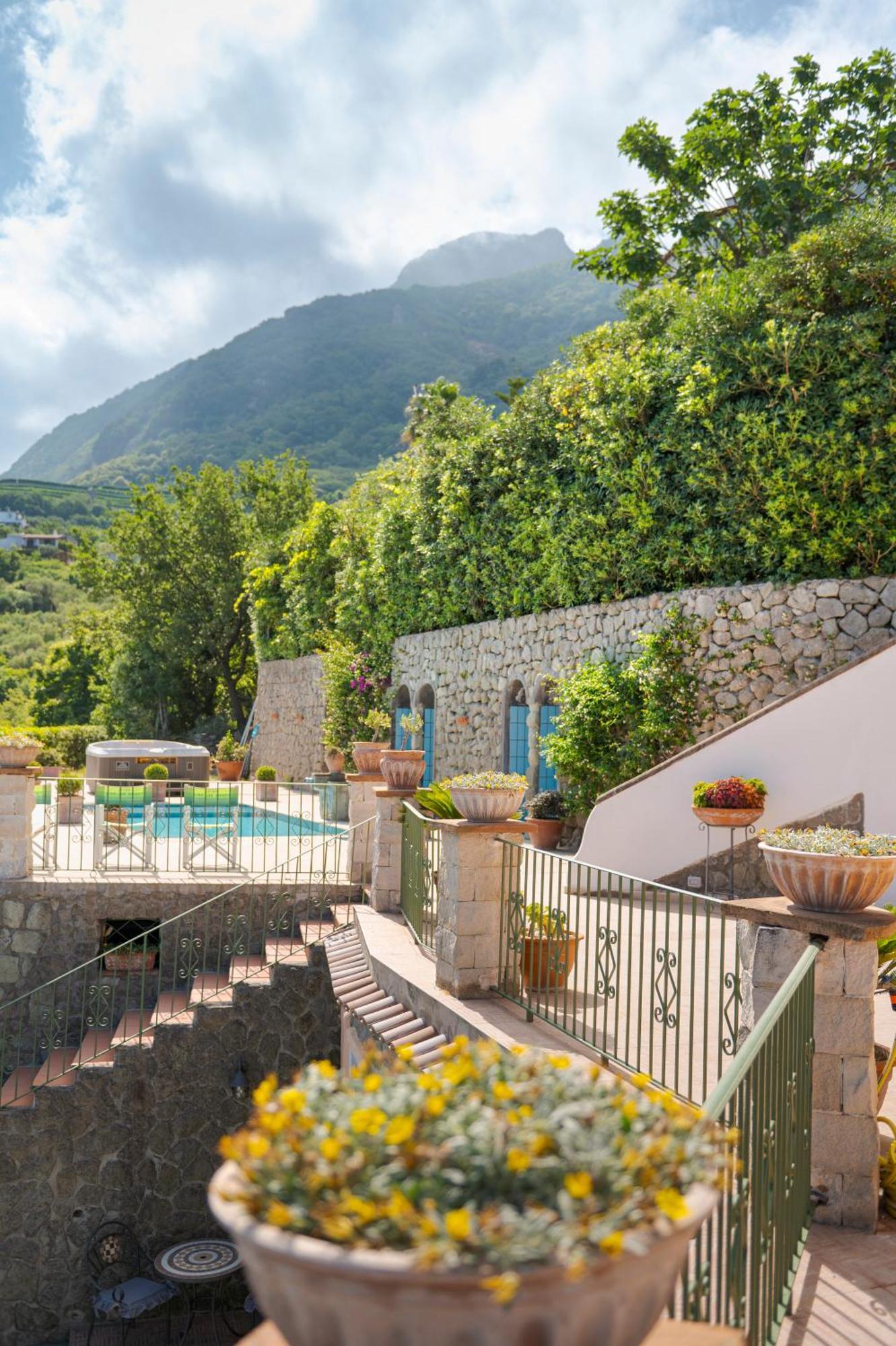 Poggio Del Sole Hotel Forio di Ischia Екстериор снимка