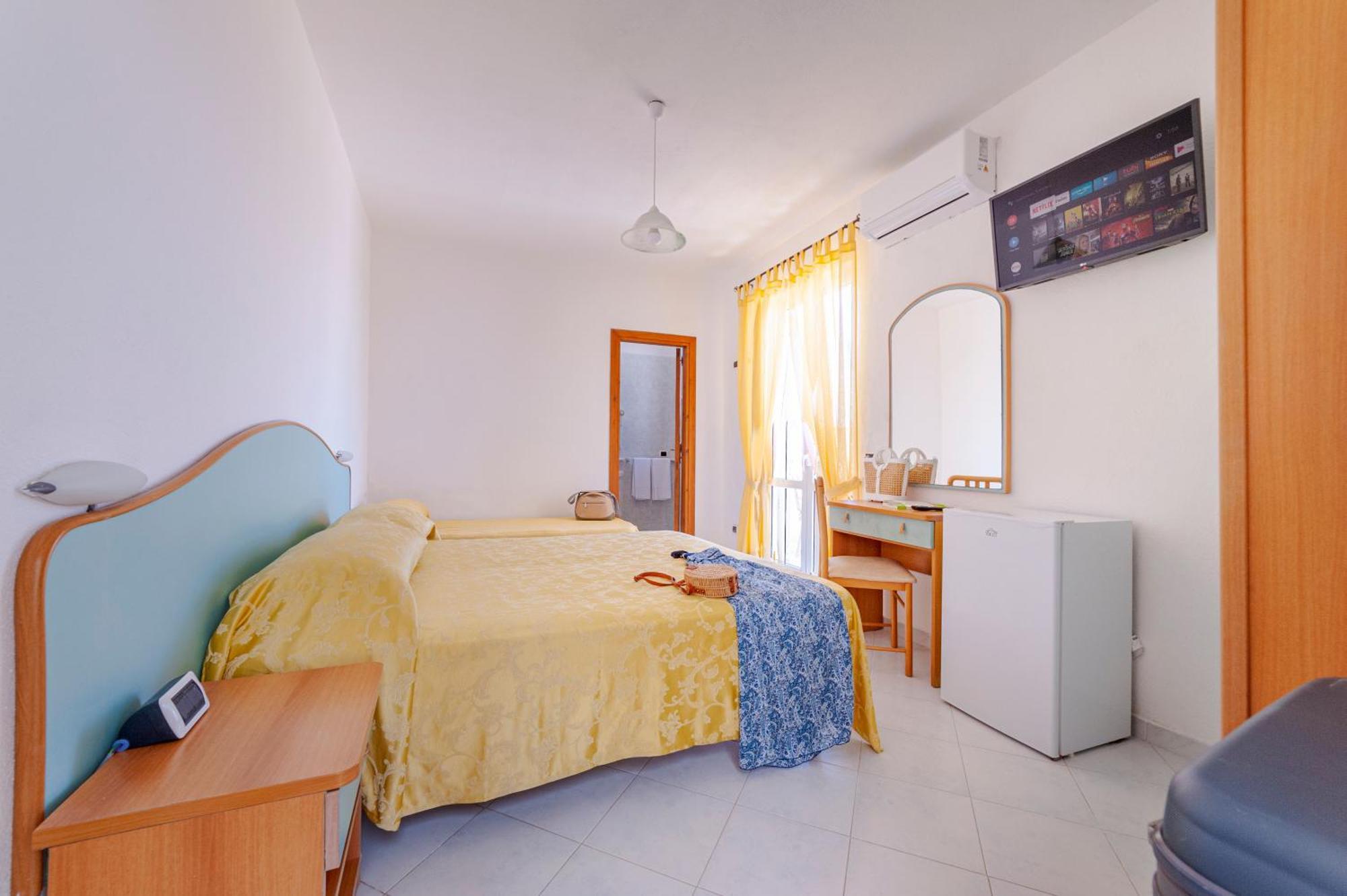 Poggio Del Sole Hotel Forio di Ischia Екстериор снимка