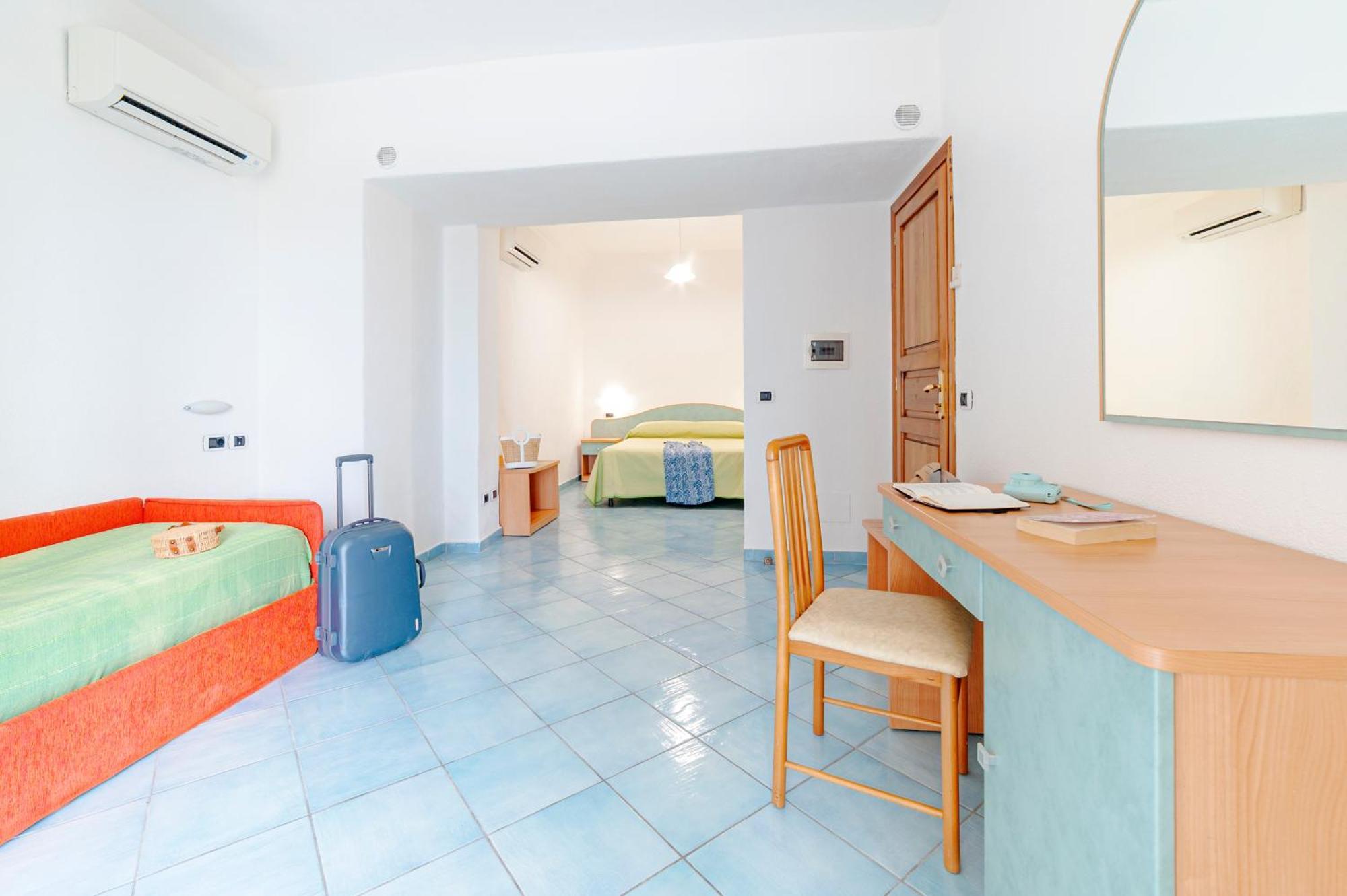 Poggio Del Sole Hotel Forio di Ischia Екстериор снимка