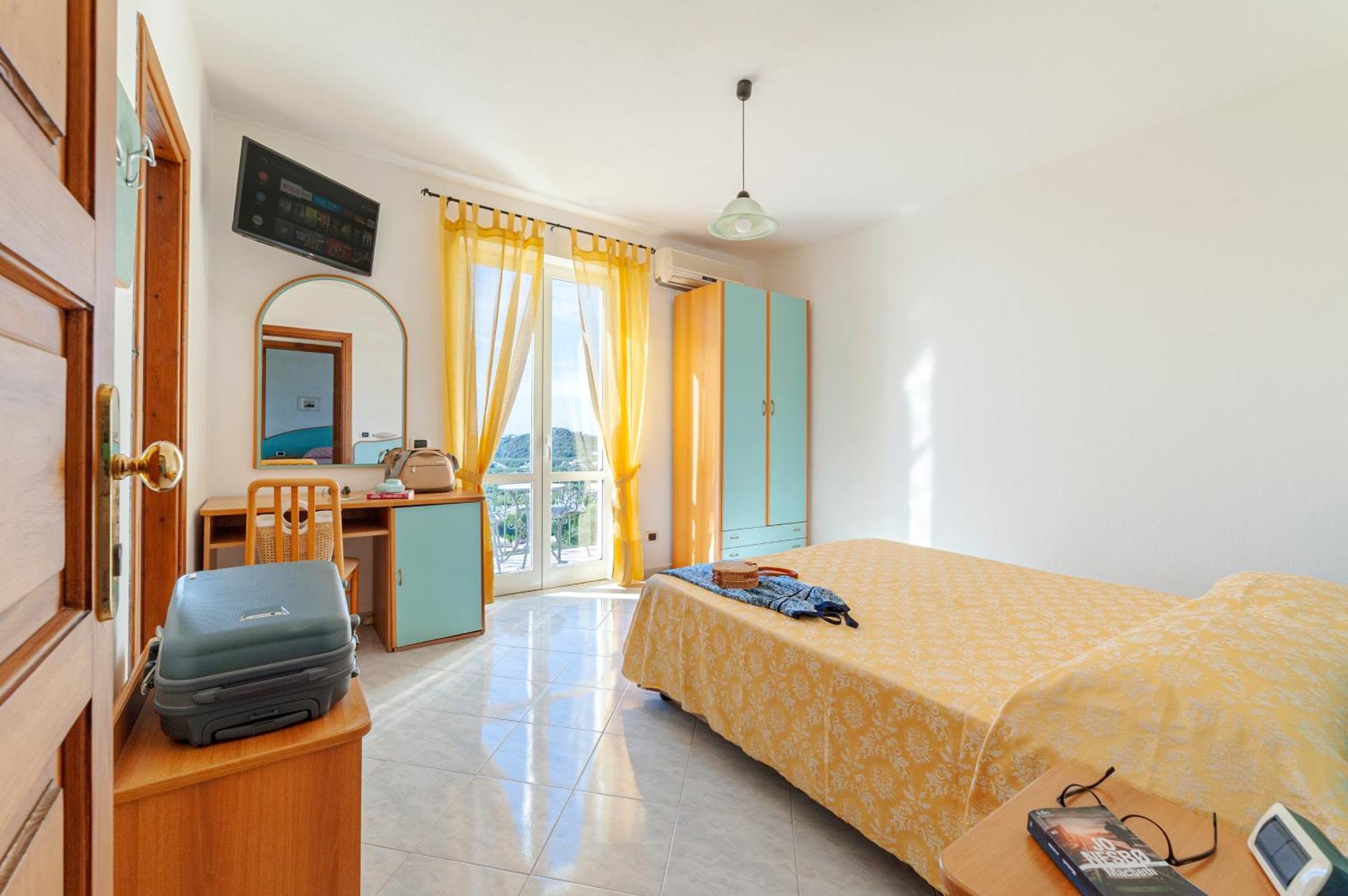 Poggio Del Sole Hotel Forio di Ischia Екстериор снимка