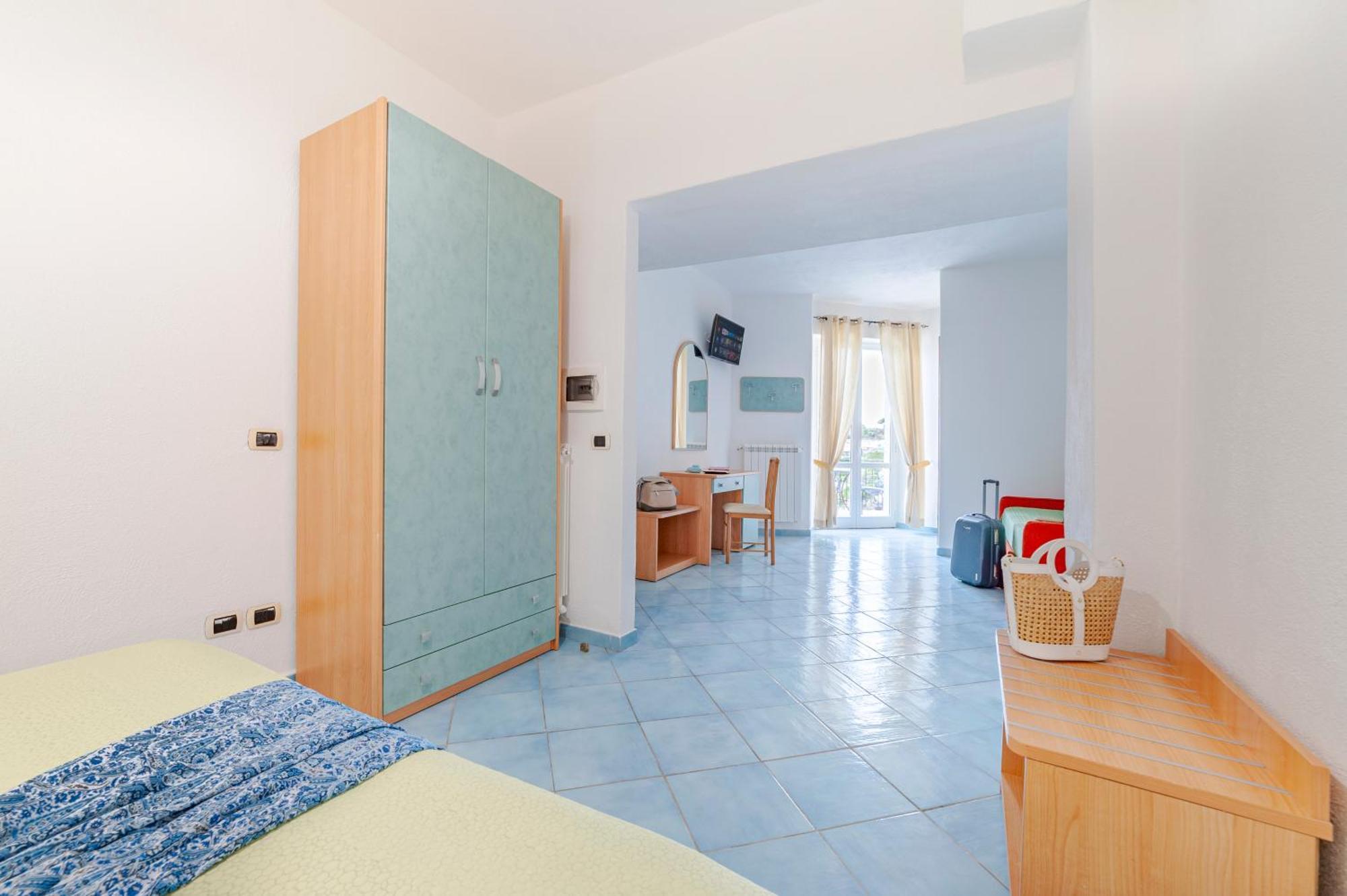 Poggio Del Sole Hotel Forio di Ischia Екстериор снимка